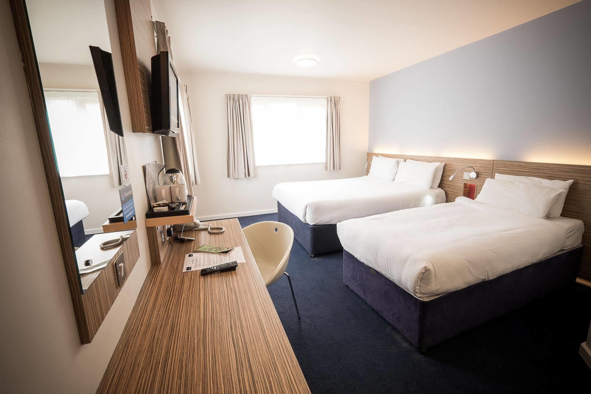 Travelodge Limerick Exterior photo